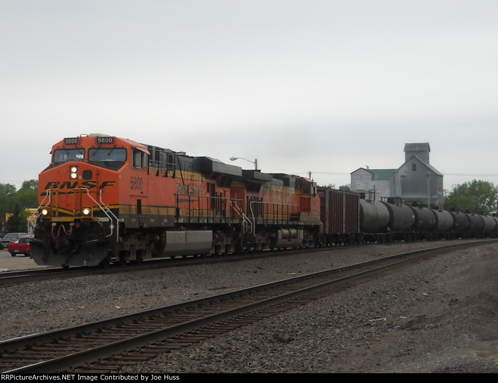 BNSF 5800 East